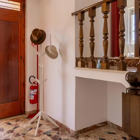 Casa Liliana Gialla Holiday home *