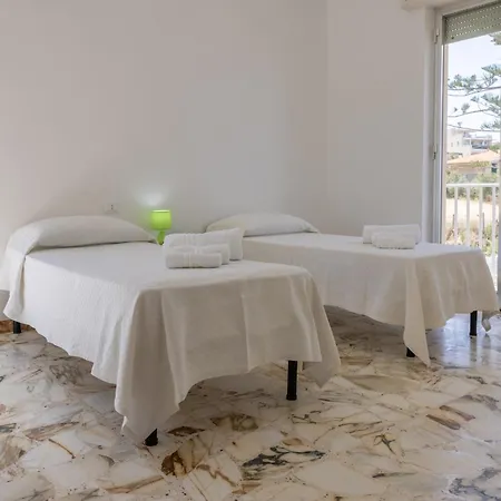 Casa Liliana Gialla Holiday home *